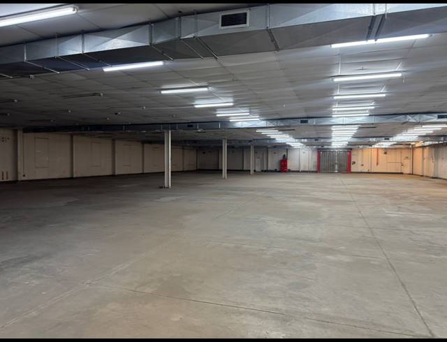 6,873M² WAREHOUSE TO LET IN HERMANSTAD